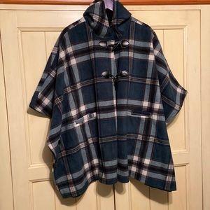 NWOT-Fleece poncho